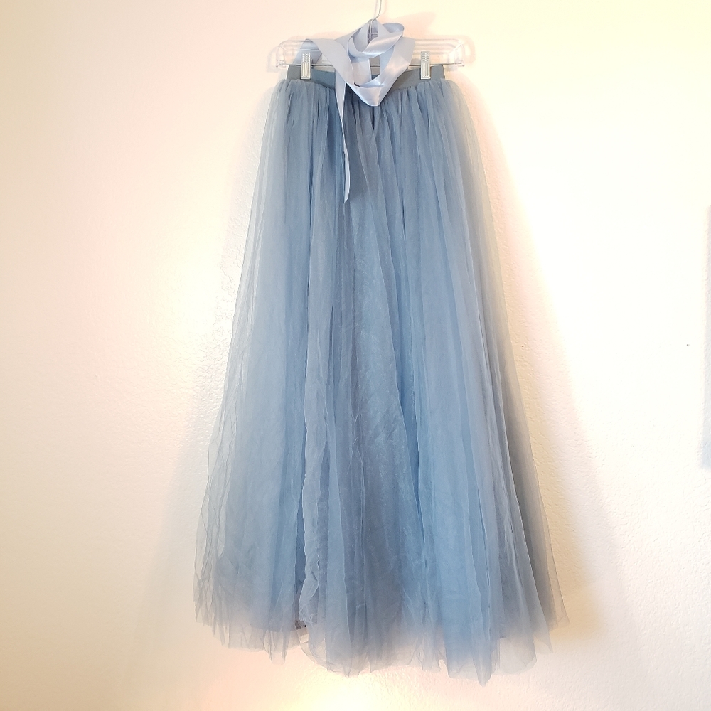 Elegant Blue Maxi Tulle Skirt